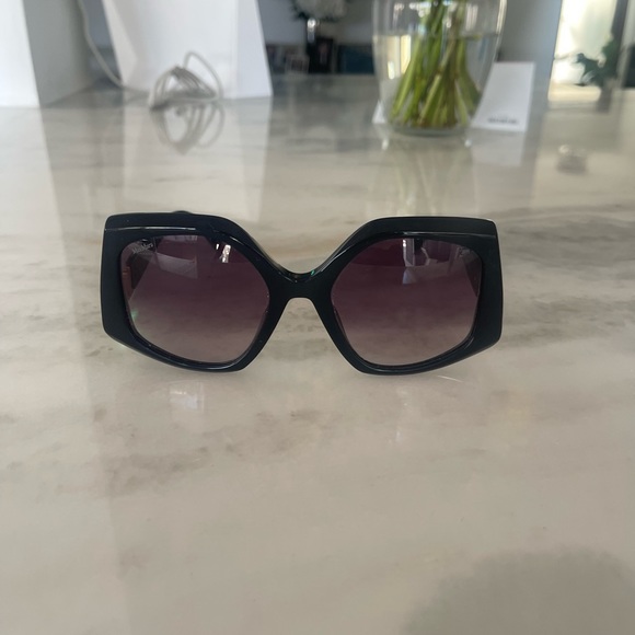 Max Mara sunglasses